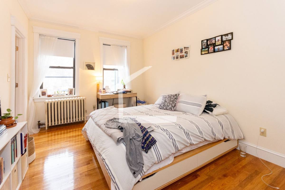 House for rent at 25 Glenville Ave #5, Allston, MA 02134