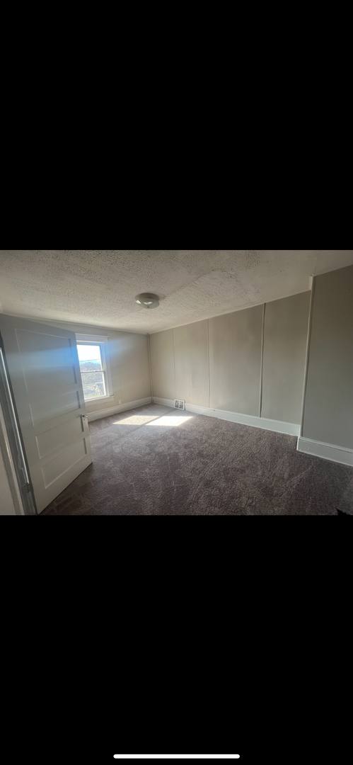 Apartment for rent at 2125 Orange Ave NW, Roanoke, VA 24017
