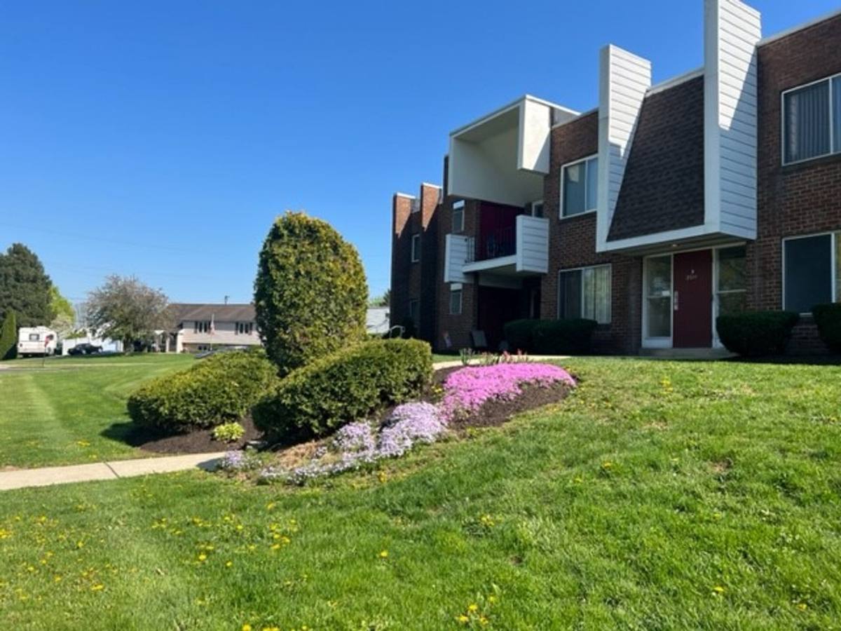 Apartment for rent at 2132 Pennsylvania Ave, Bethlehem, PA 18018