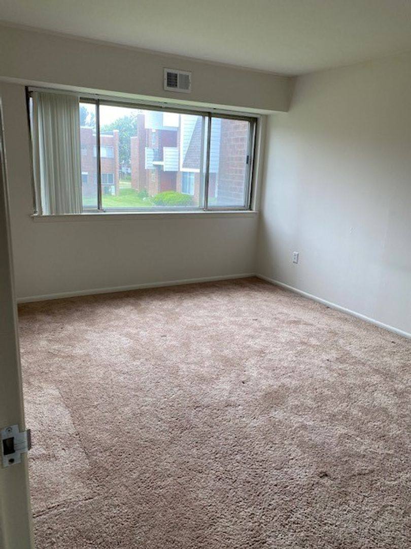 Apartment for rent at 2132 Pennsylvania Ave, Bethlehem, PA 18018