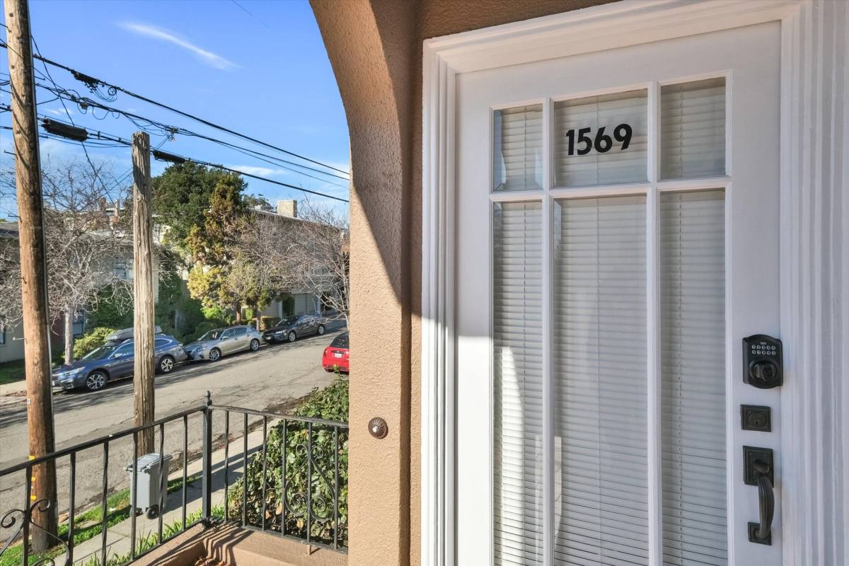 Apartment for rent at 1565-1579 Arch St, Berkeley, CA 94708