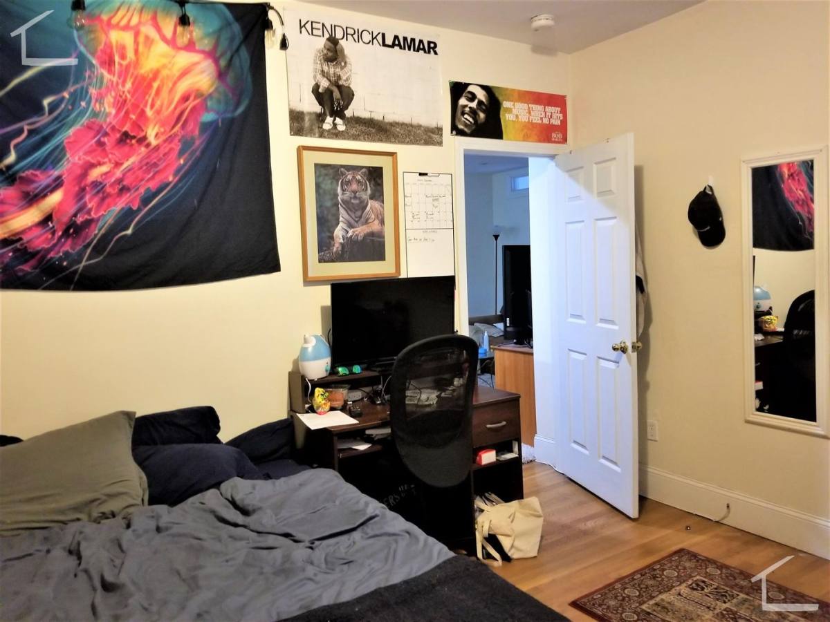 Apartment for rent at 86 Egmont St #2, Brookline, MA 02446