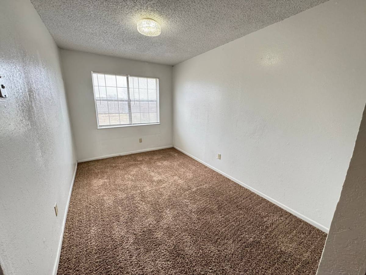 Apartment for rent at 1006 Eastside Dr, Killeen, TX 76543