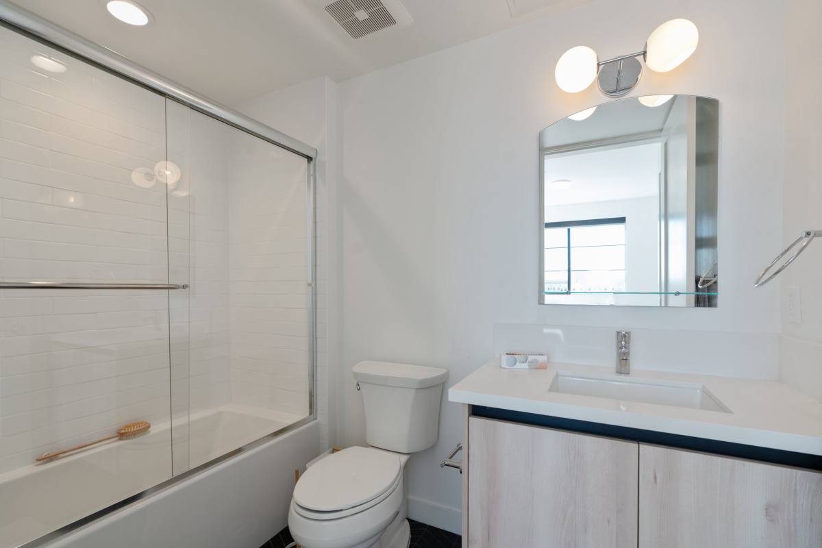 Apartment for rent at 426 N Alexandria Ave, Los Angeles, CA 90004