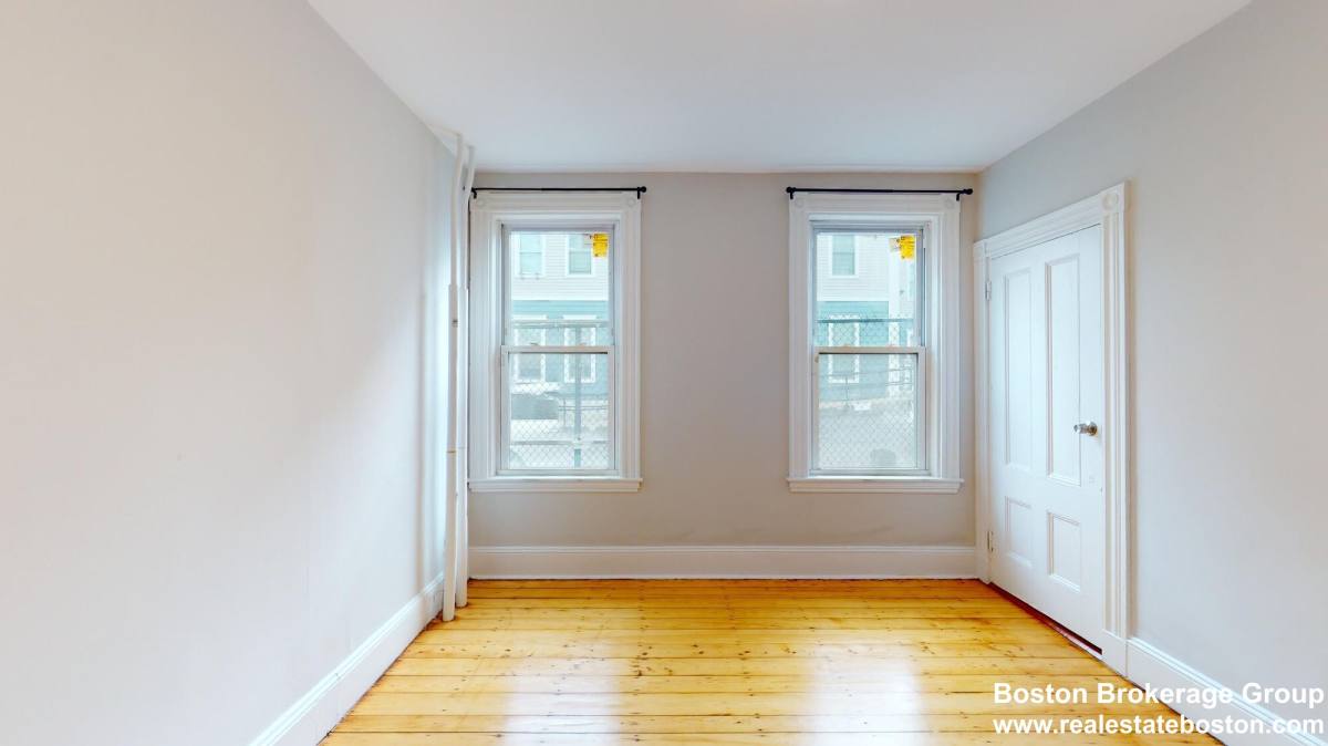 Apartment for rent at 9 Mount Pleasant Ave #1, Roxbury, MA 02119