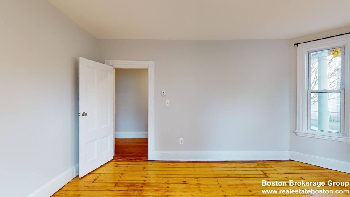 Apartment for rent at 9 Mount Pleasant Ave #1, Roxbury, MA 02119