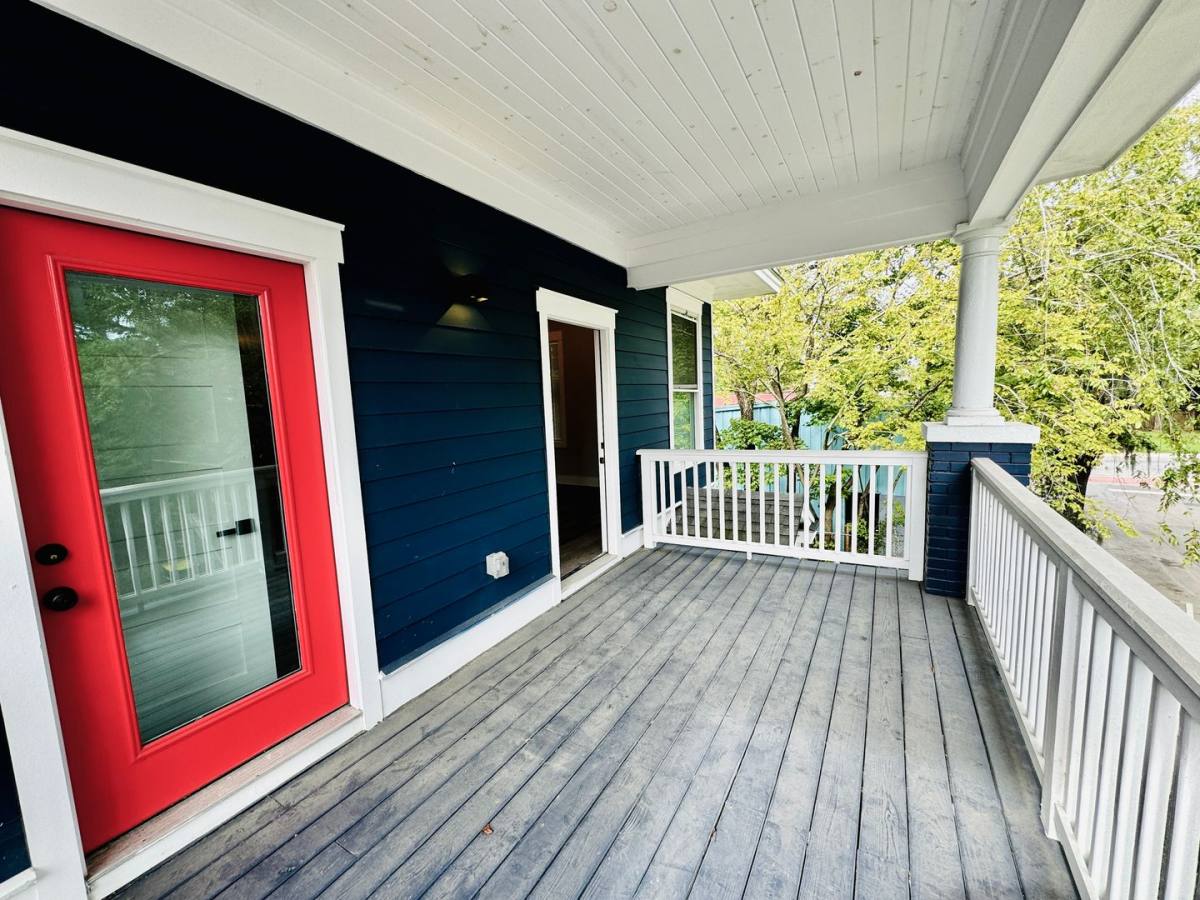 Townhouse for rent at 1107 E 38th St, Savannah, GA 31404