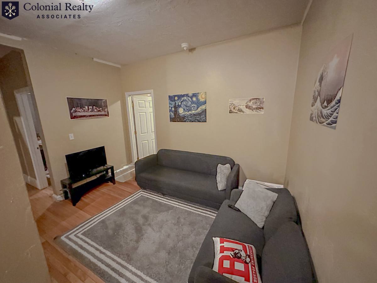 Apartment for rent at 94 Egmont St #2, Brookline, MA 02446