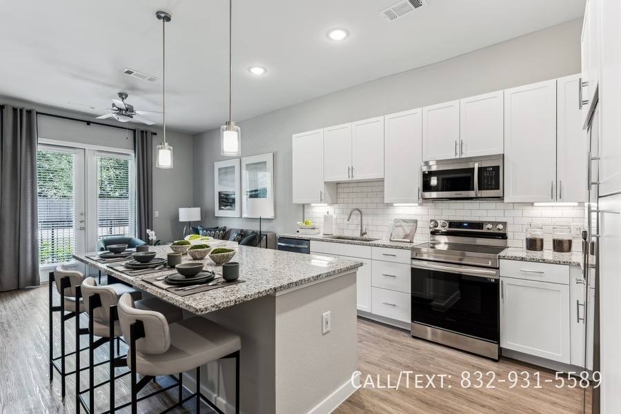 Apartment for rent at 15801 N Barkers Landing Rd #MASX, Houston, TX 77079