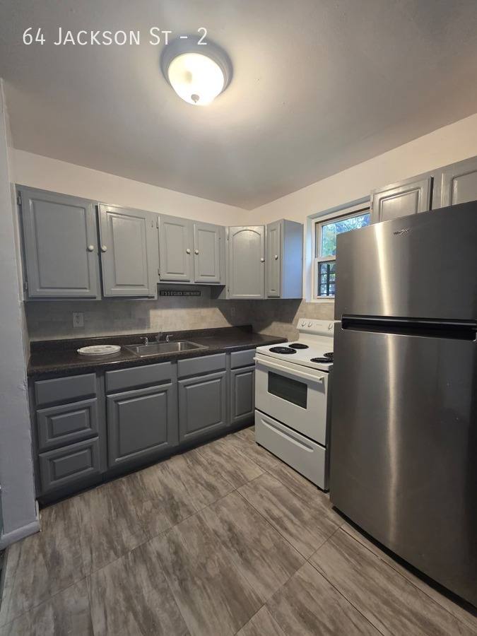 Apartment for rent at 64 Jackson St #2, Yonkers, NY 10701