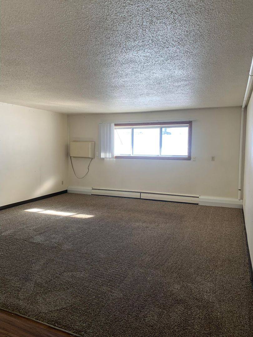 Apartment for rent at 502-504 30th Ave N, Fargo, ND 58102