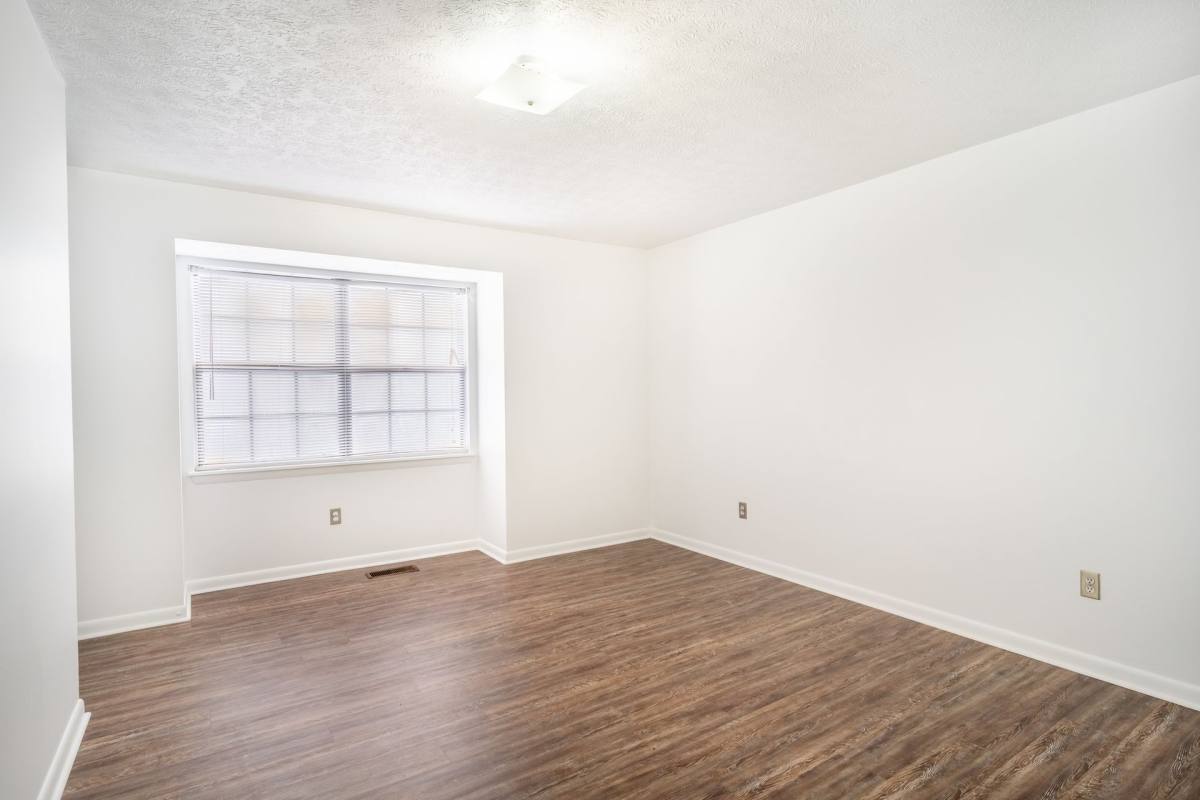 Apartment for rent at 220 Coffee St, Jacksonville, AL 36265