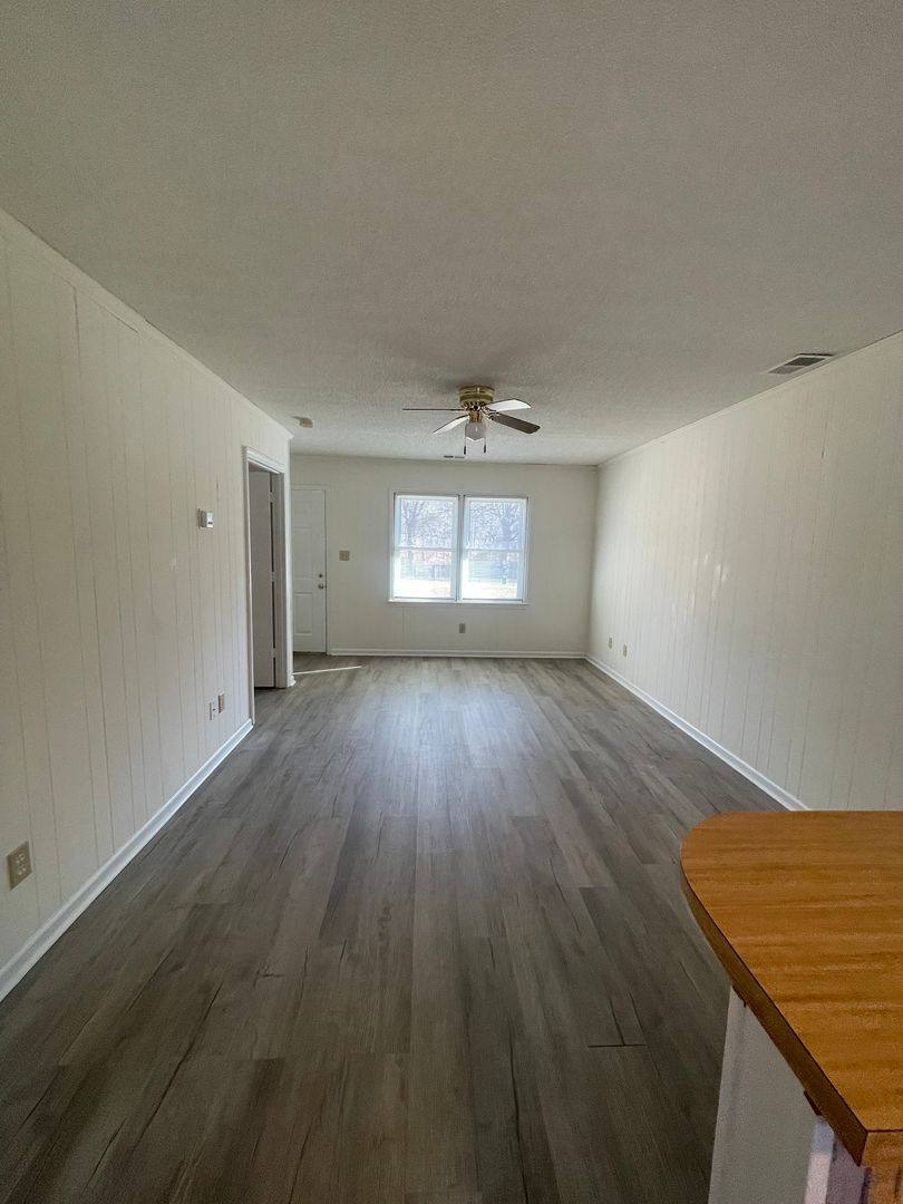 Townhouse for rent at 103 Mindy Lane, Dallas, NC 28034