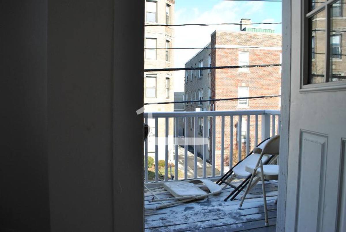 Apartment for rent at 51 Gardner St #2, Allston, MA 02134