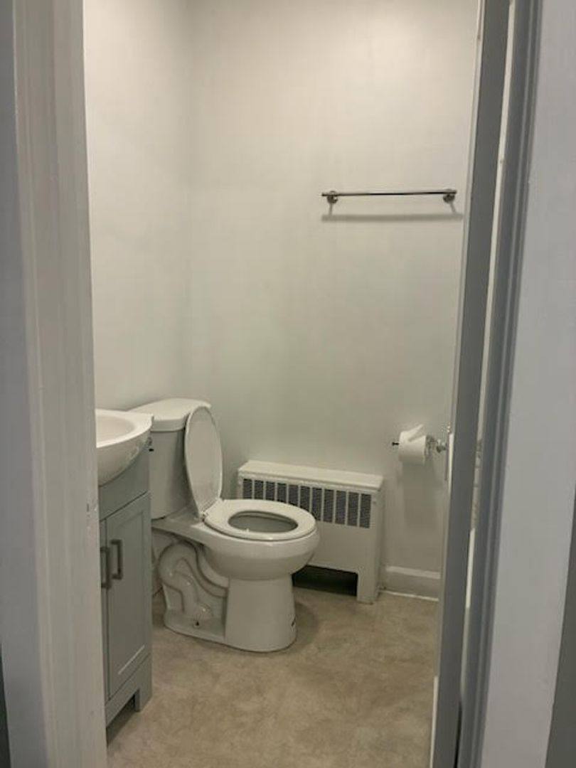 Apartment for rent at 112 Broadway, Hanover, PA 17331