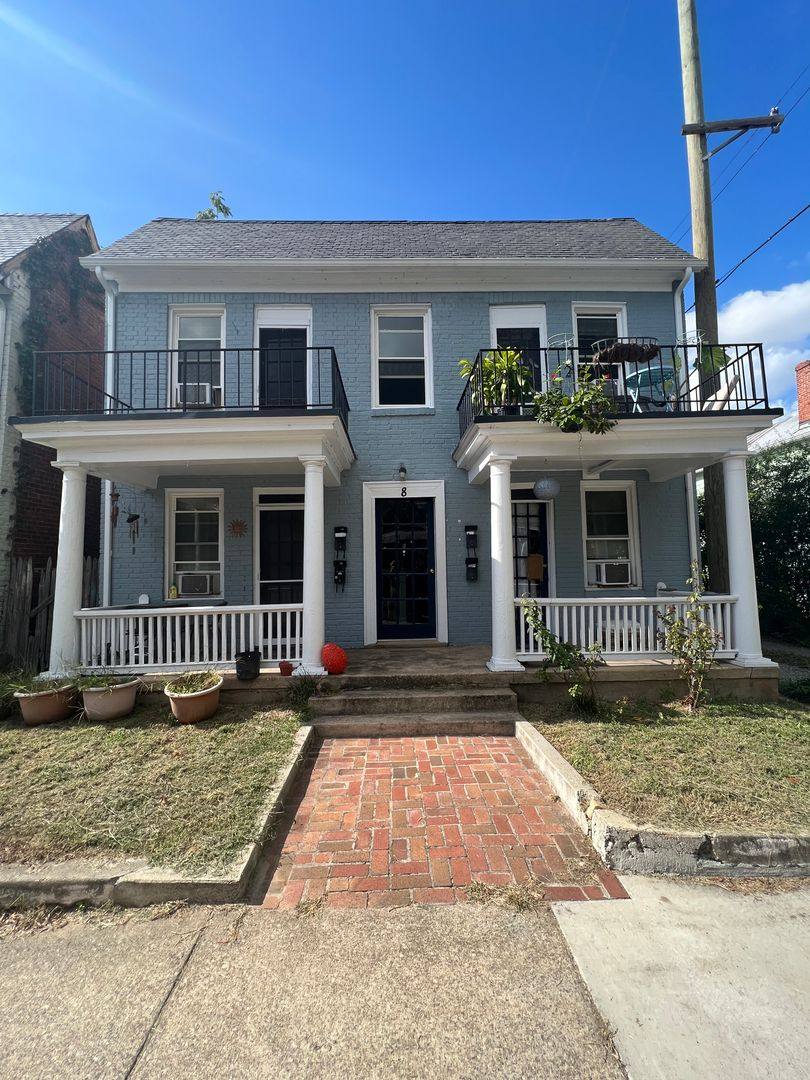 Apartment for rent at 8 N Auburn Ave, Richmond, VA 23221