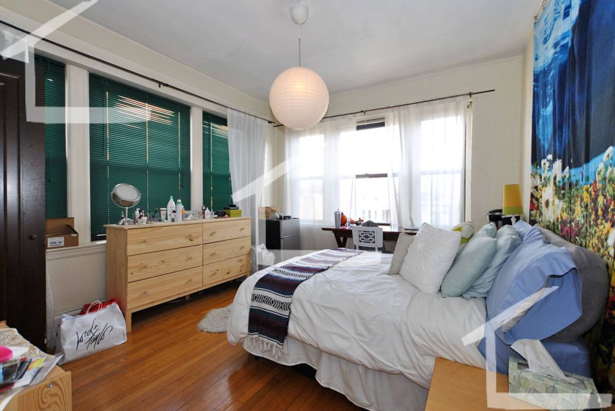 House for rent at 211 St Paul #1B, Brookline, MA 02446