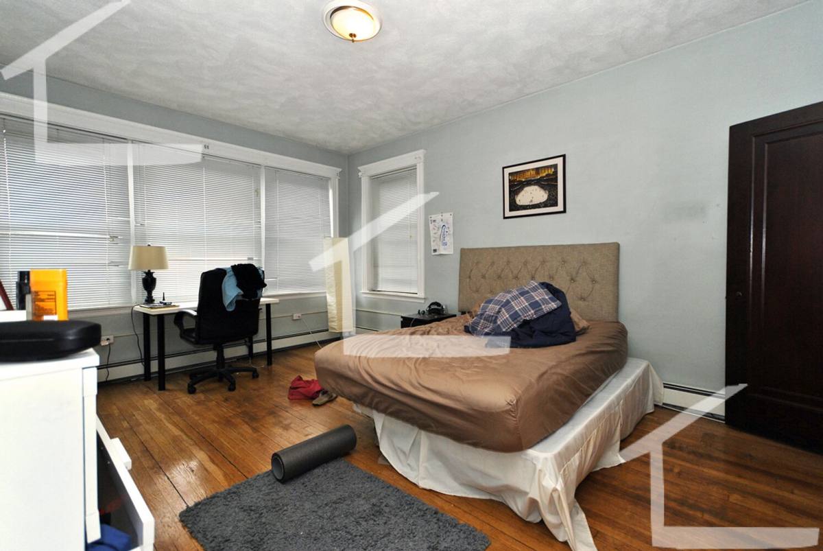 House for rent at 211 St Paul #1B, Brookline, MA 02446