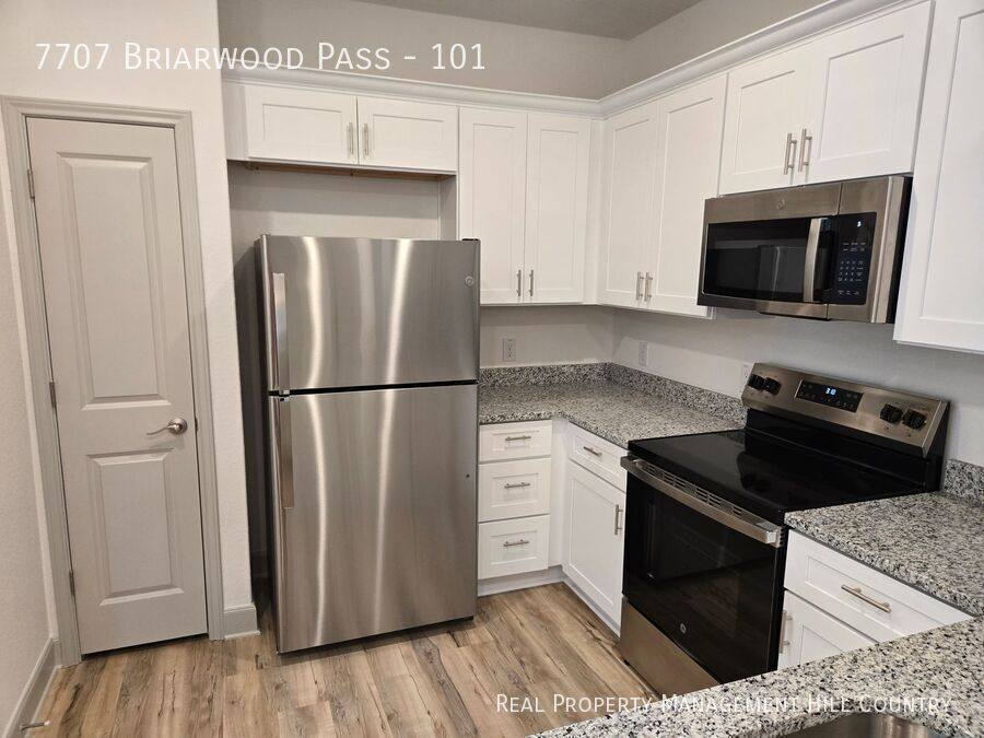 Apartment for rent at 7707 Briarwood Pass #101, San Antonio, TX 78252