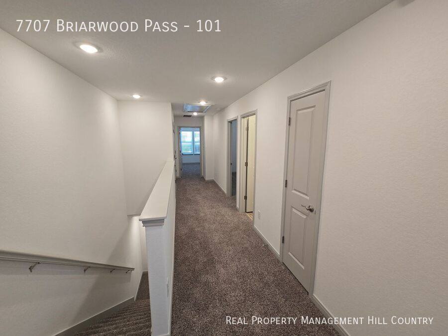 Apartment for rent at 7707 Briarwood Pass #101, San Antonio, TX 78252