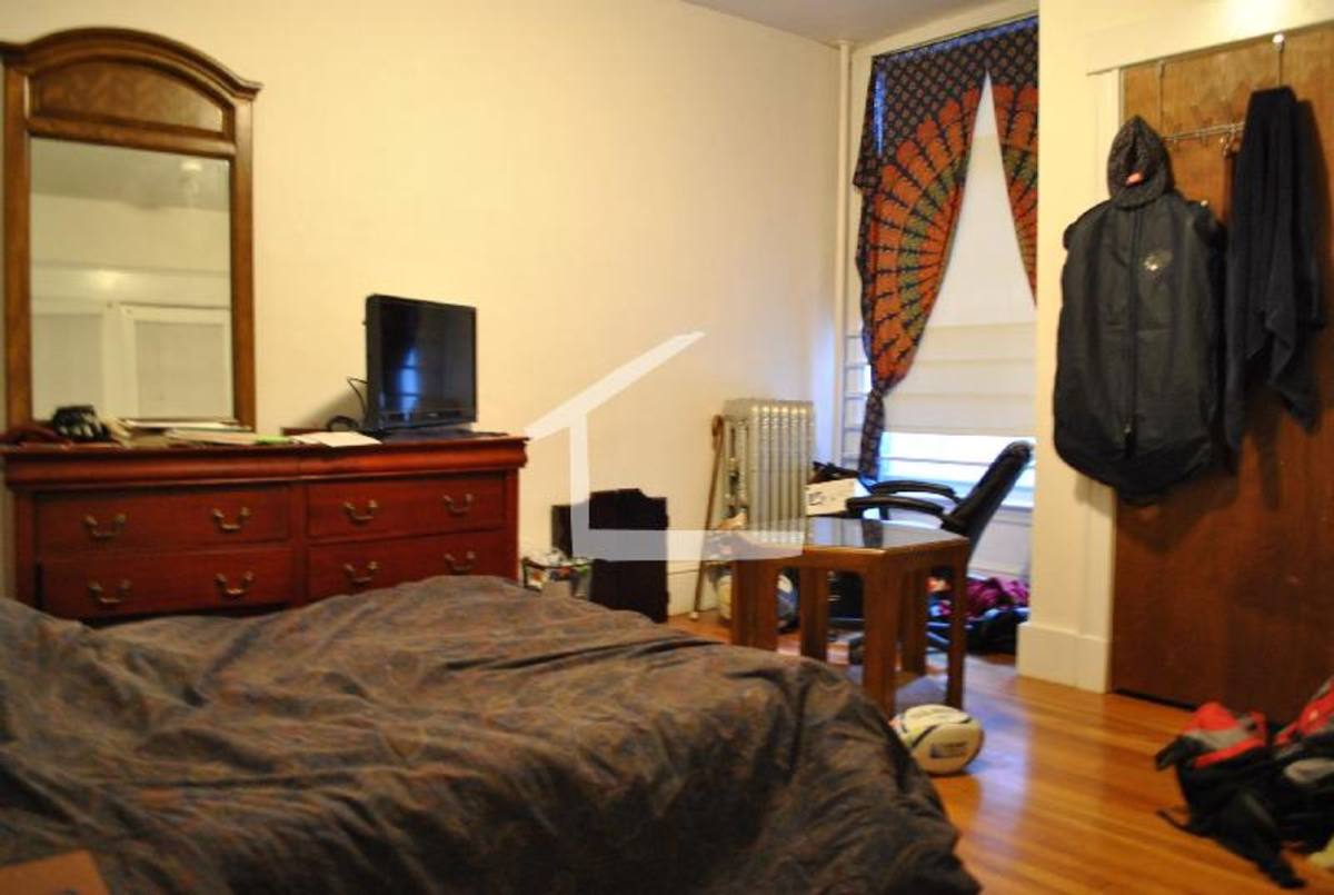 House for rent at 37 Saint Luke's Rd #1C, Allston, MA 02134