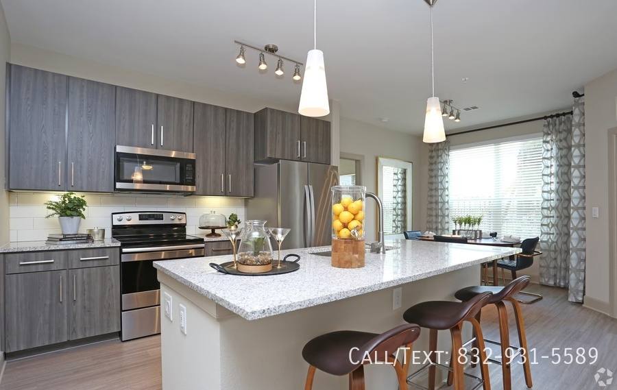 Apartment for rent at 15110 N Castlegory Rd #NNFT, Houston, TX 77049