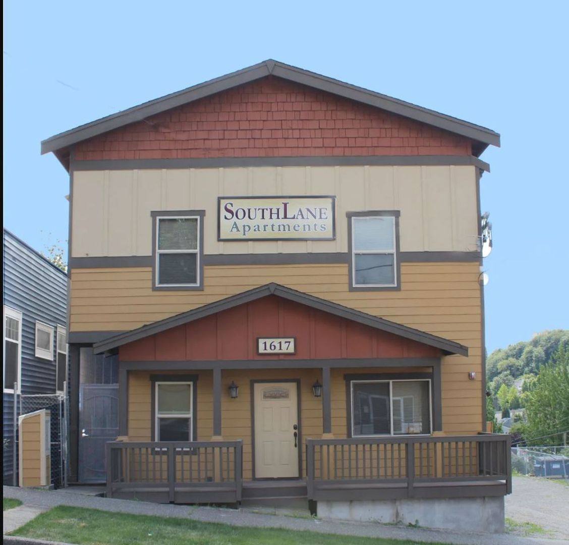 Apartment for rent at 1613-17 S Lane St, Seattle, WA 98144