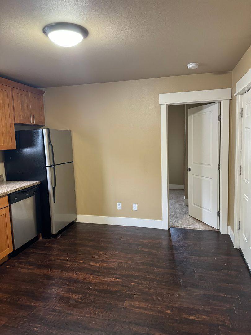 Apartment for rent at 1613-17 S Lane St, Seattle, WA 98144