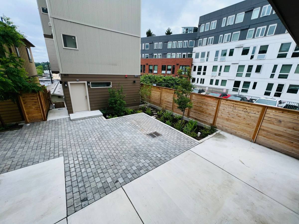 Apartment for rent at 1613-17 S Lane St, Seattle, WA 98144