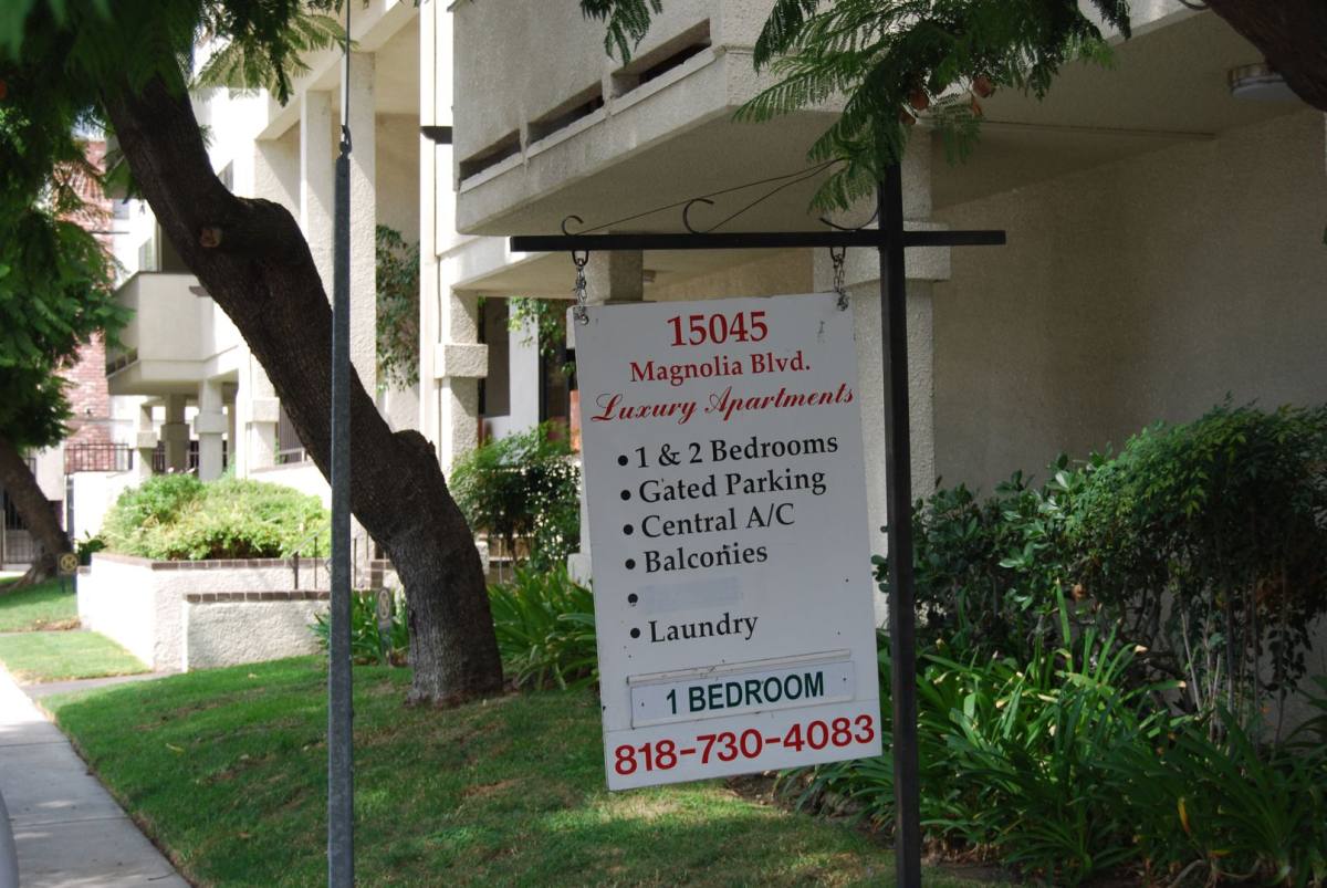 Apartment for rent at 15045 Magnolia Blvd, Sherman Oaks, CA 91403