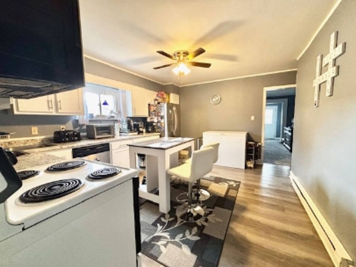 Apartment for rent at 217 N Lincoln Ave, Greensburg, PA 15601