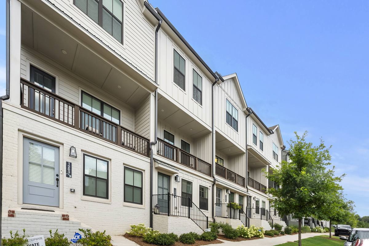 Townhouse for rent at 1267 Zucchini Circle, Atlanta, GA 30315