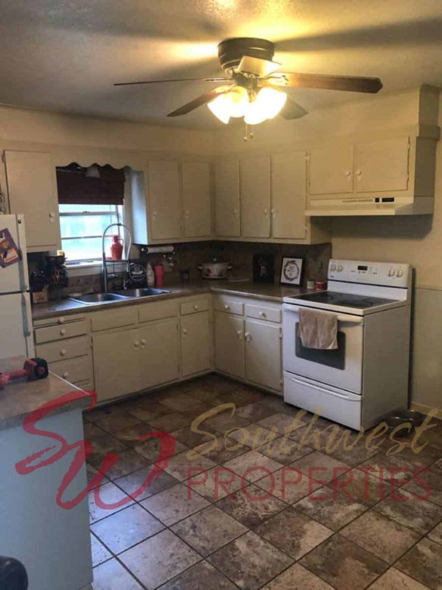 House for rent at 726 Barton, Stephenville, TX 76401