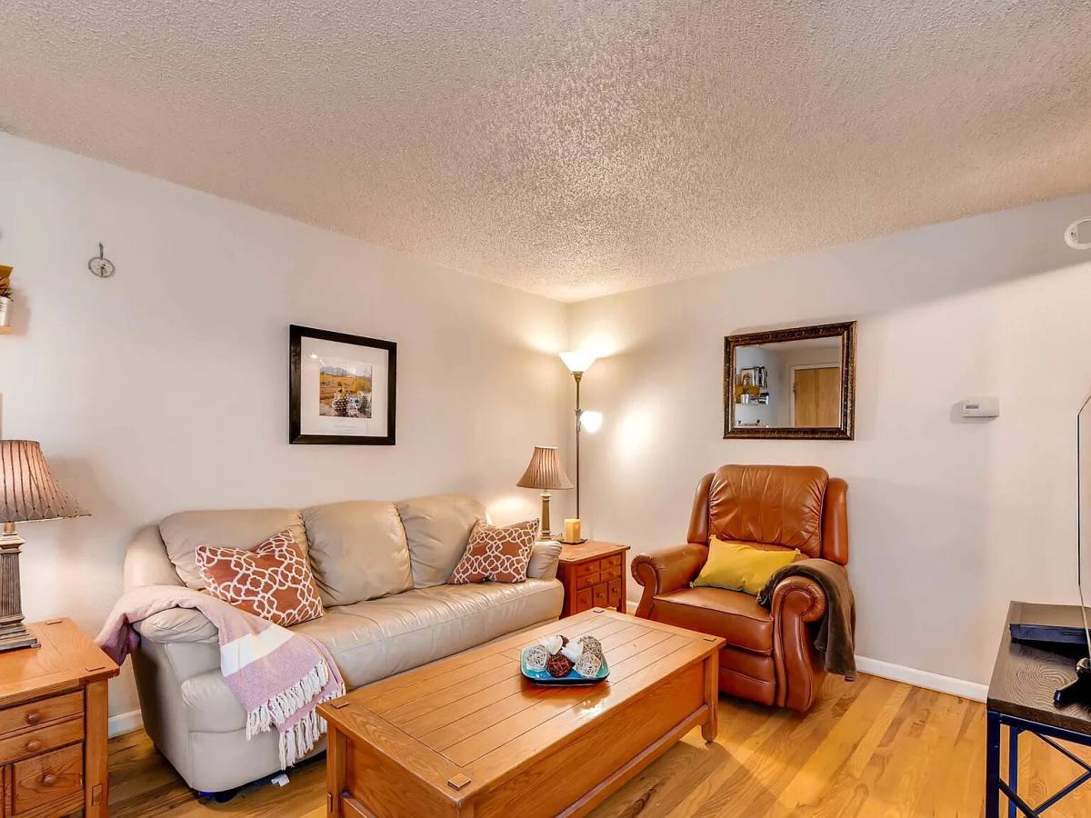 Apartment for rent at 148 S Emerson St #203, Denver, CO 80209
