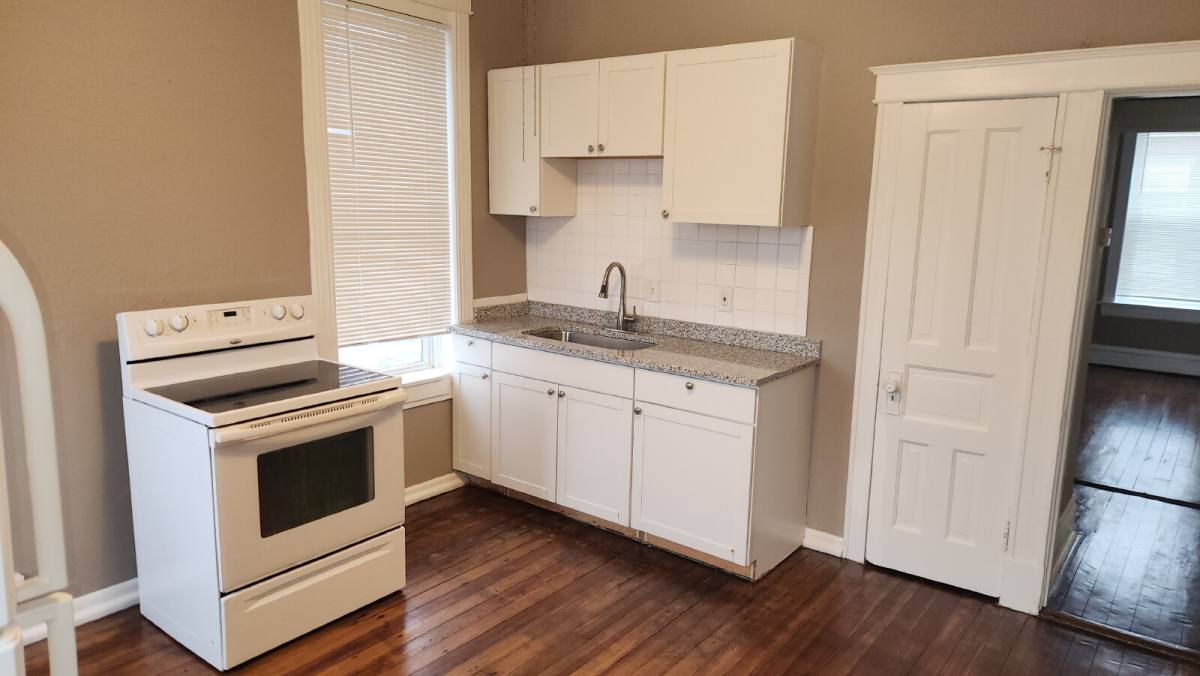 Townhouse for rent at 3442 Virginia Ave, Saint Louis, MO 63118