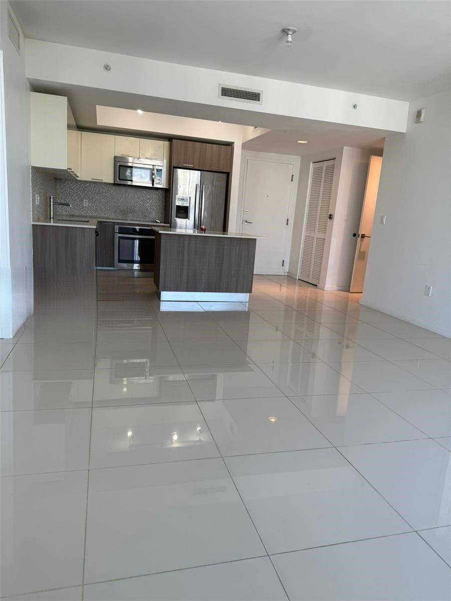 Apartment for rent at 5252 NW 85th Ave, Miami, FL 33166