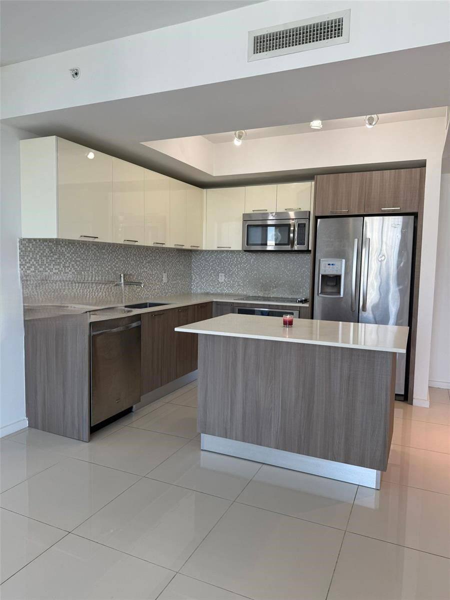 Apartment for rent at 5252 NW 85th Ave, Miami, FL 33166
