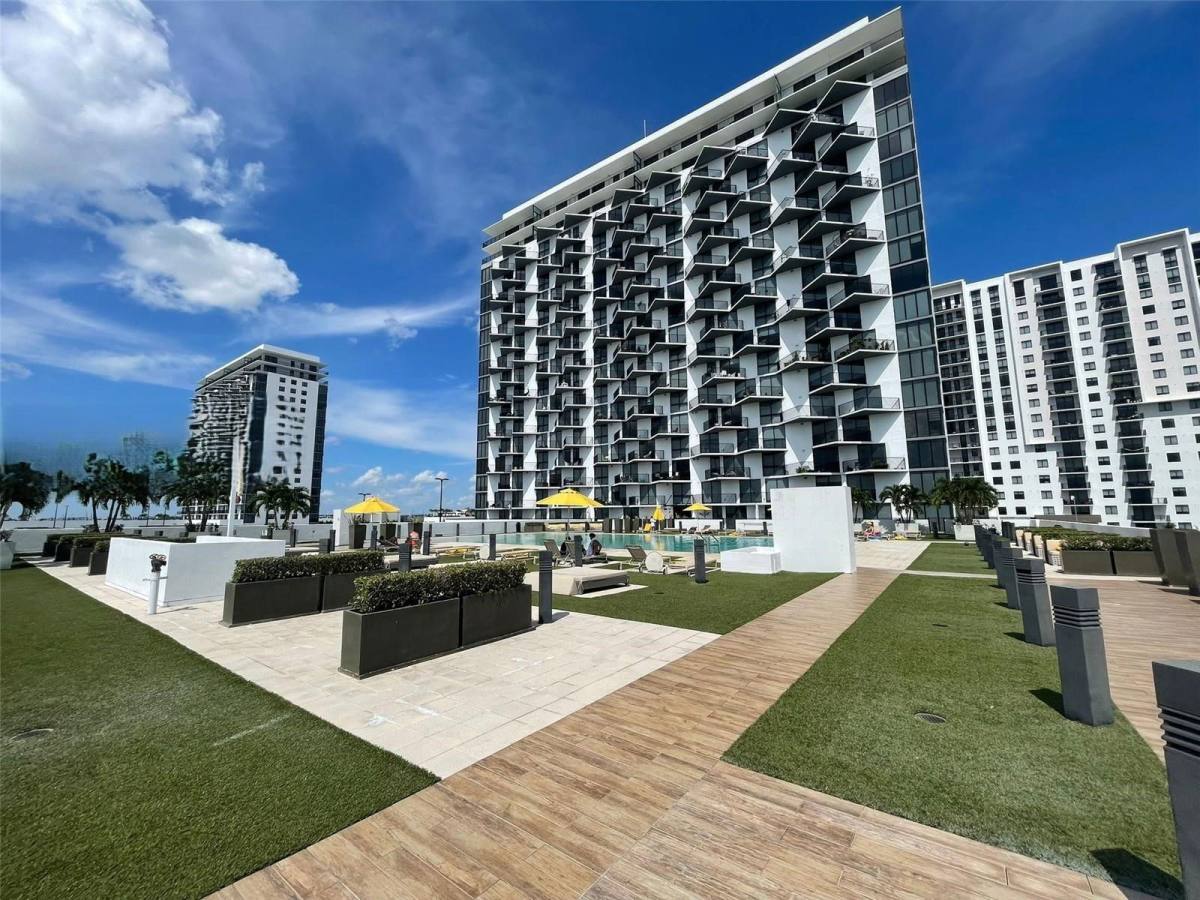 Apartment for rent at 5252 NW 85th Ave, Miami, FL 33166
