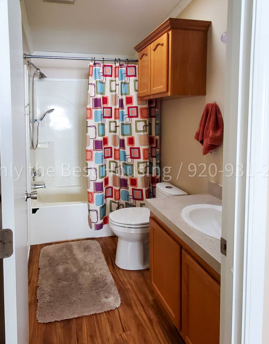 House for rent at 38 Apple Hill Dr, Blue Mounds, WI 53517
