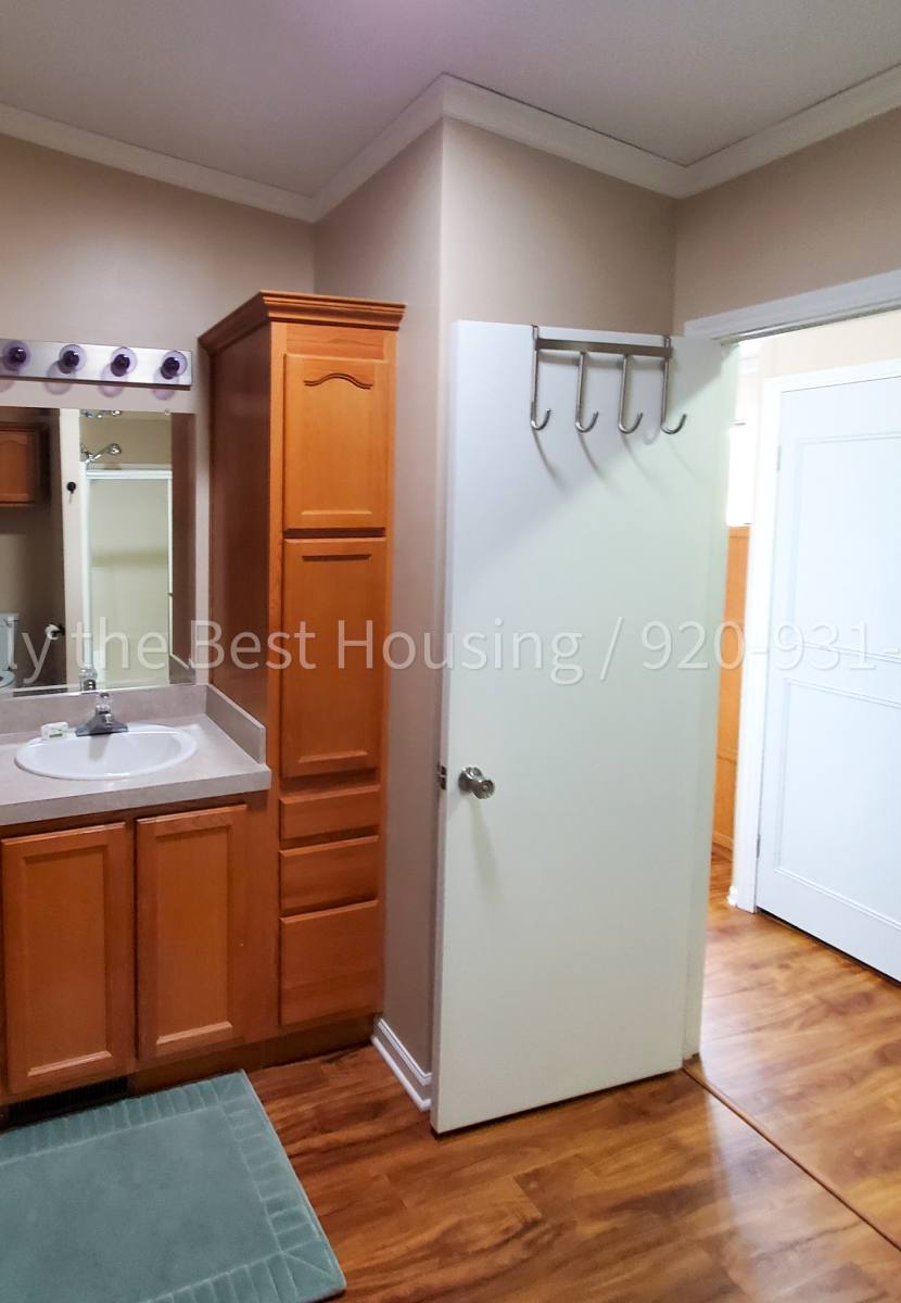 House for rent at 38 Apple Hill Dr, Blue Mounds, WI 53517
