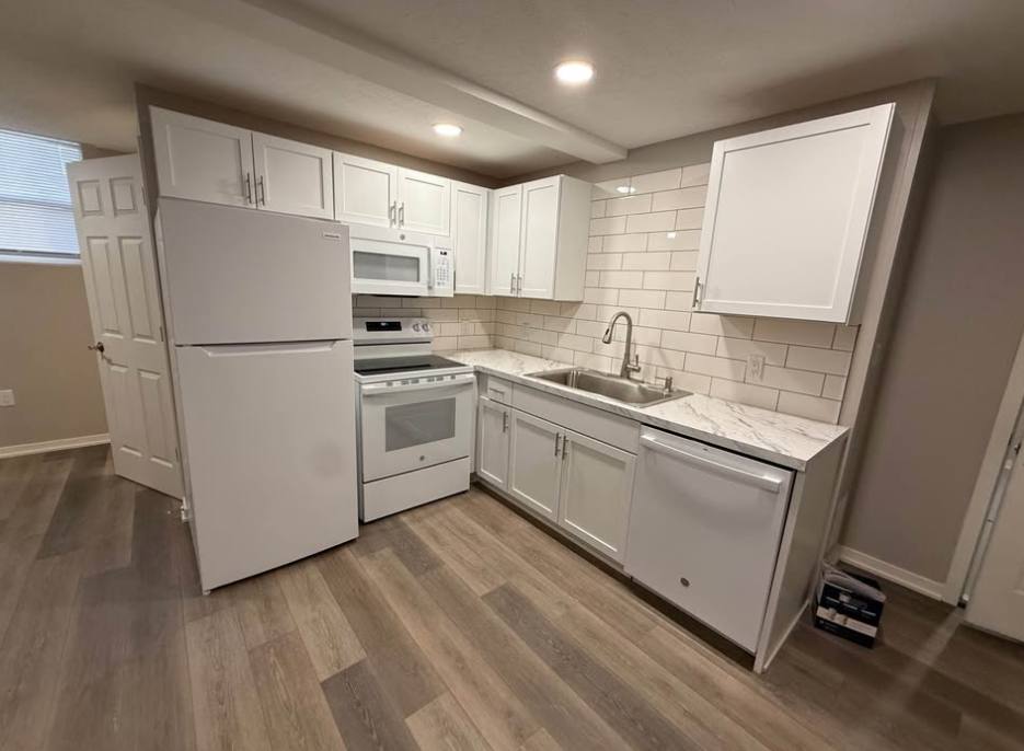 Apartment for rent at 1330 F St #1, Lincoln, NE 68508