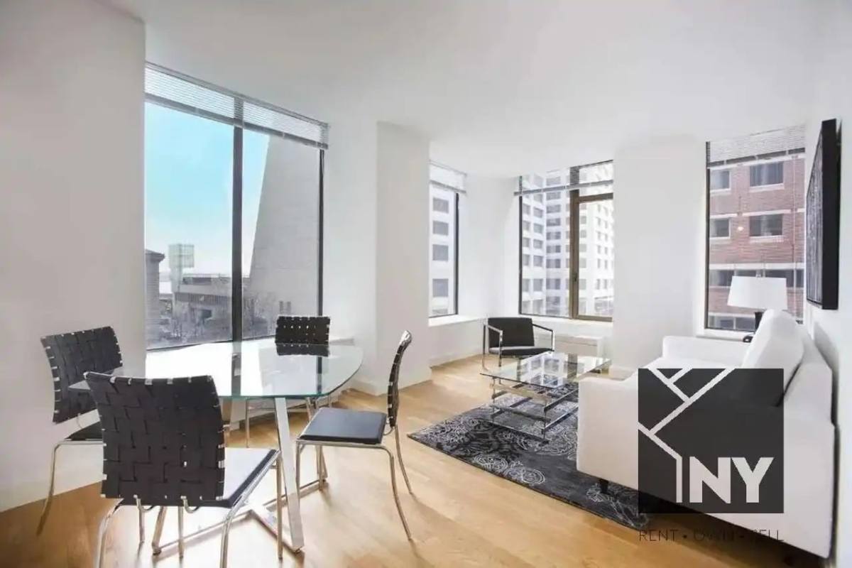 Apartment for rent at 126 Pearl St #19F, New York, NY 10005