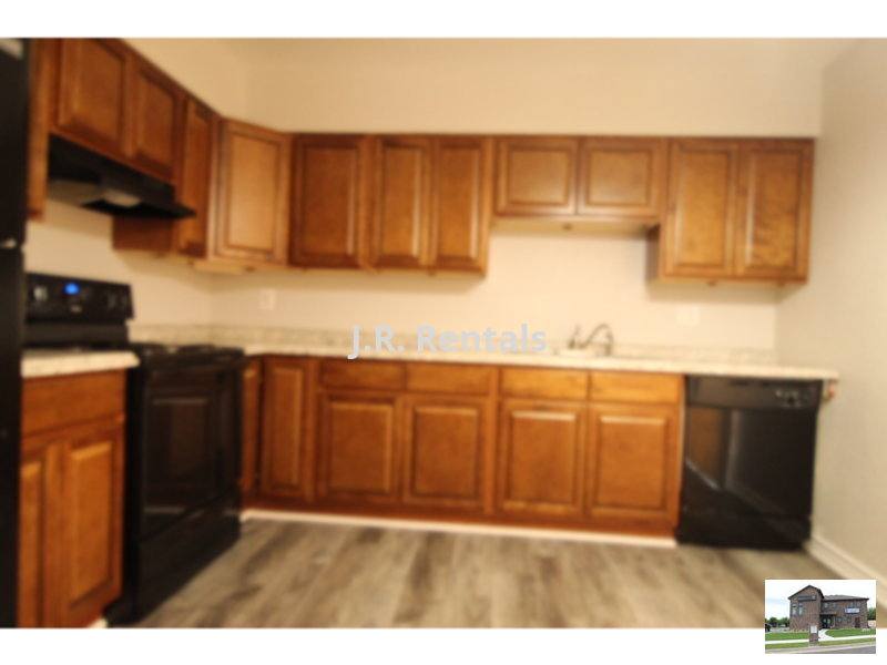 Apartment for rent at 2102 Hunt Dr #B, Killeen, TX 76543