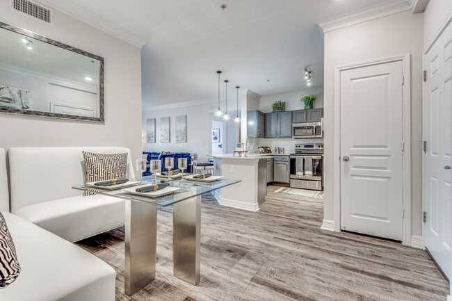 Apartment for rent at 7747 Kirby Dr #PK1, Houston, TX 77030