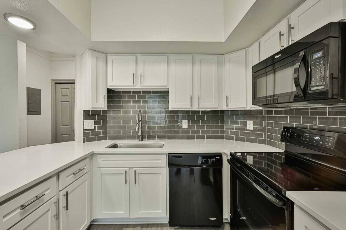 Apartment for rent at 12592 Whittington Dr #AA141, Houston, TX 77077