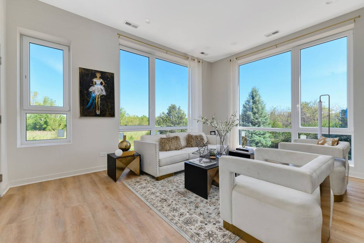 Apartment for rent at 280-290 Stonington Dr, Bloomingdale, IL 60108