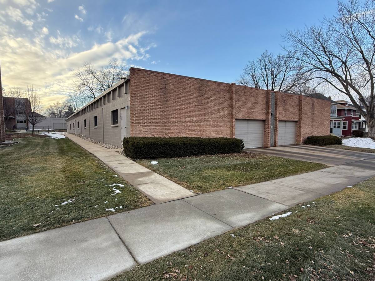 Apartment for rent at 100 W 17th St, Sioux Falls, SD 57104