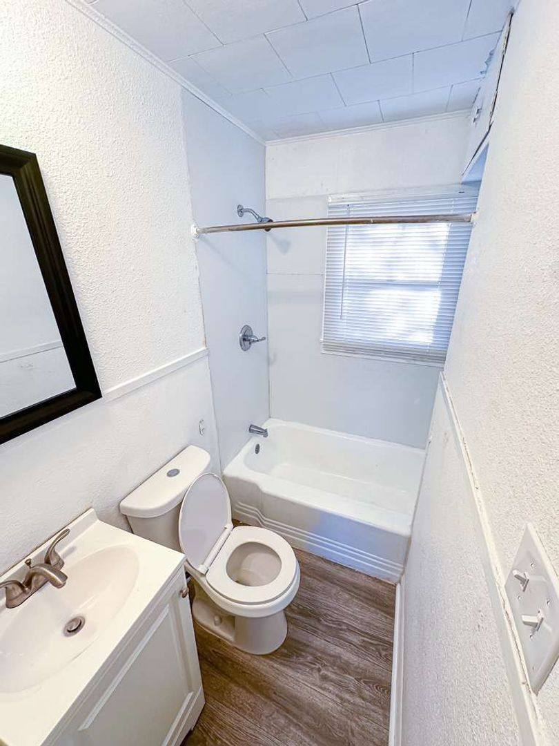 Apartment for rent at 1409 10th St, Port Arthur, TX 77640