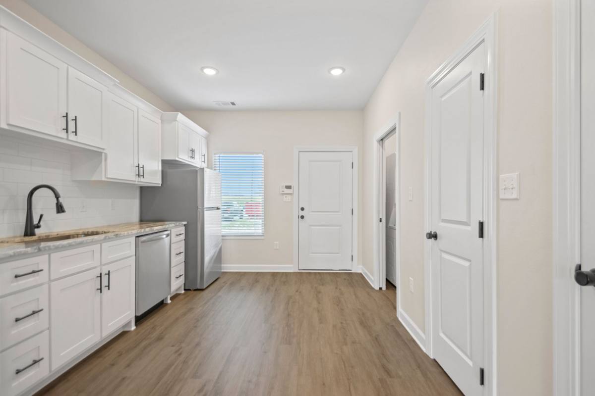 Townhouse for rent at 800 N Olive St, North Little Rock, AR 72114
