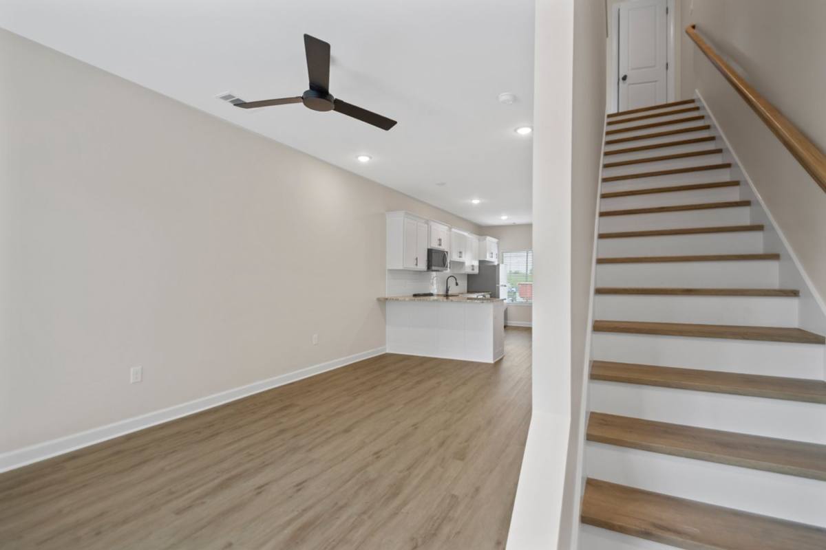 Townhouse for rent at 800 N Olive St, North Little Rock, AR 72114